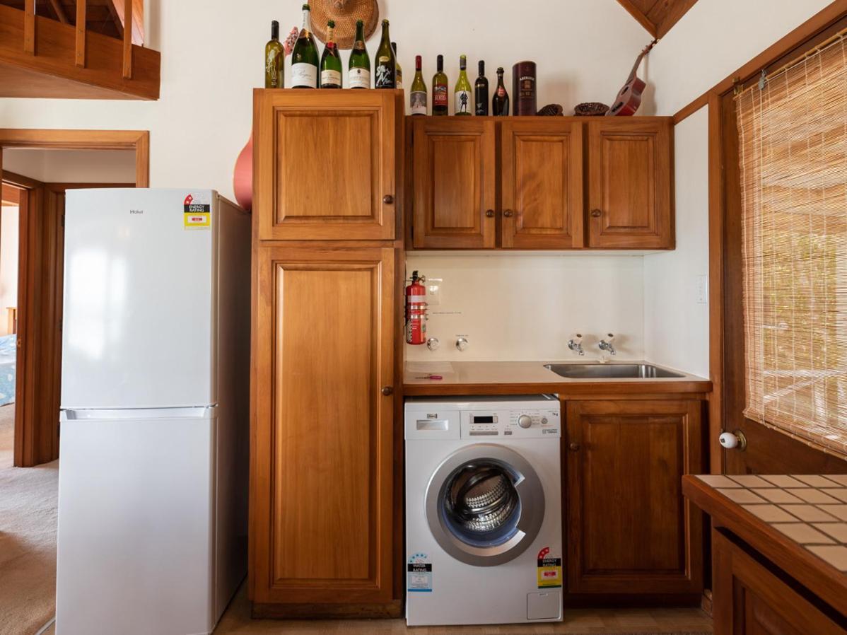 Te Maiki Escape - Russell Holiday Home מראה חיצוני תמונה