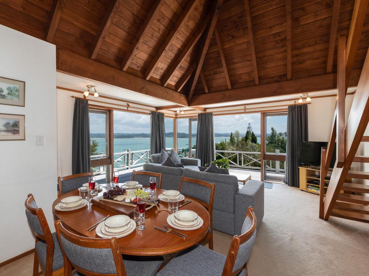 Te Maiki Escape - Russell Holiday Home מראה חיצוני תמונה