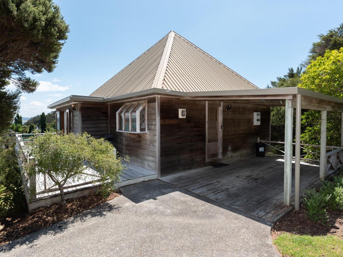 Te Maiki Escape - Russell Holiday Home מראה חיצוני תמונה