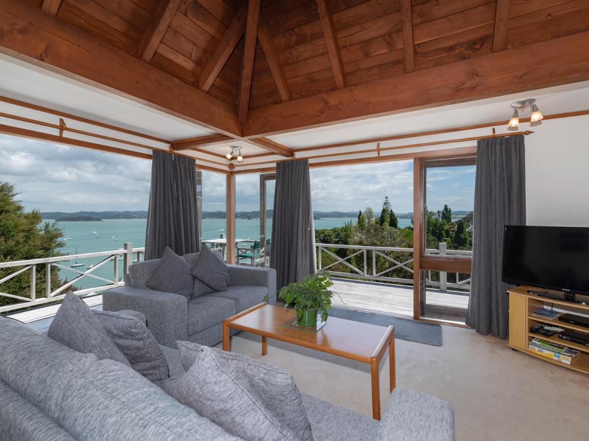 Te Maiki Escape - Russell Holiday Home מראה חיצוני תמונה