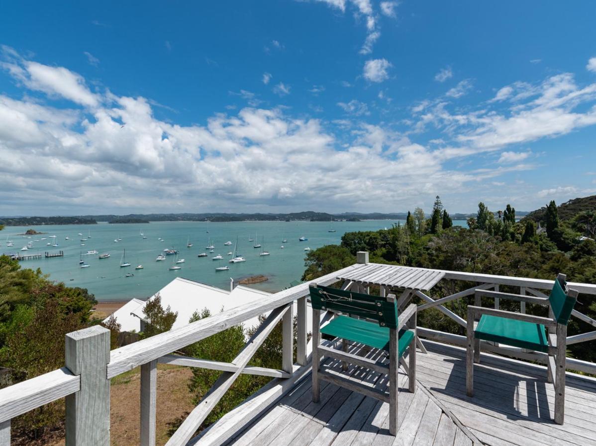 Te Maiki Escape - Russell Holiday Home מראה חיצוני תמונה